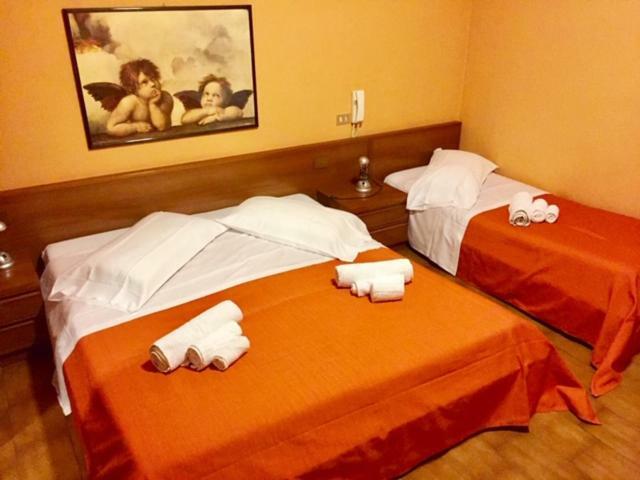 Hotel La Favorita ペスキエーラ・デル・ガルダ エクステリア 写真